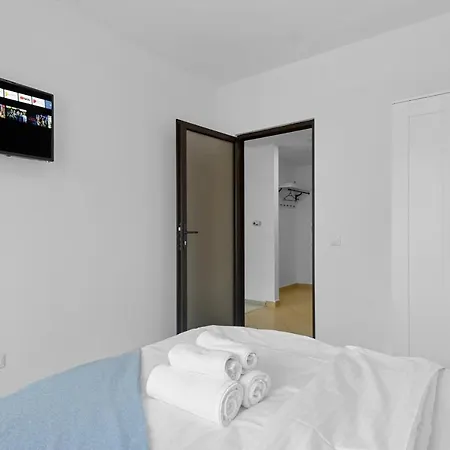Cri Colina Marei Apartment Sinaia